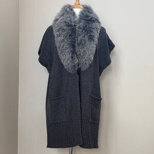 Gray Cashmere Knit S/S Topper w Dyed Real Rare Blue Fox Collar